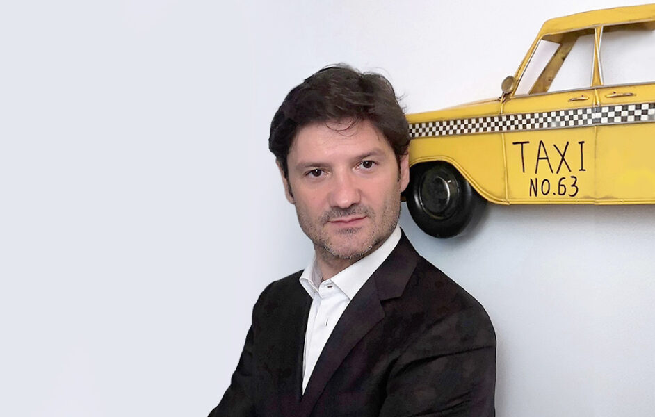 <h2>DAVIDE GIBELLINI</h2><hr>CEO & MANAGING PARTNER